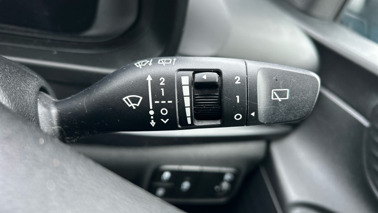 Hyundai i20 1.0T GDi 48V MHD SE Connect 5dr Petrol Hatchback